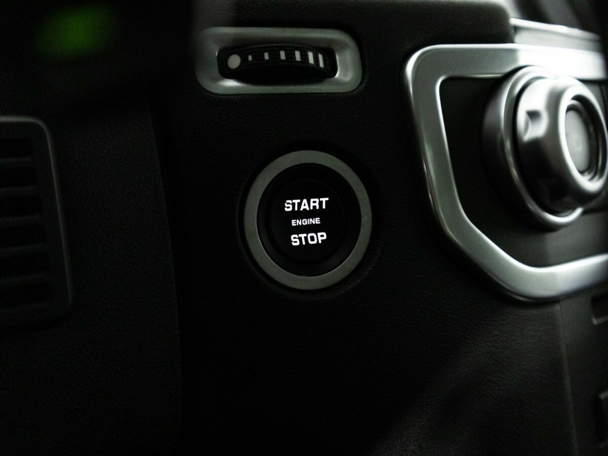 Б/У Лэнд Ровер Дискавери 2014 года. Фото: #18