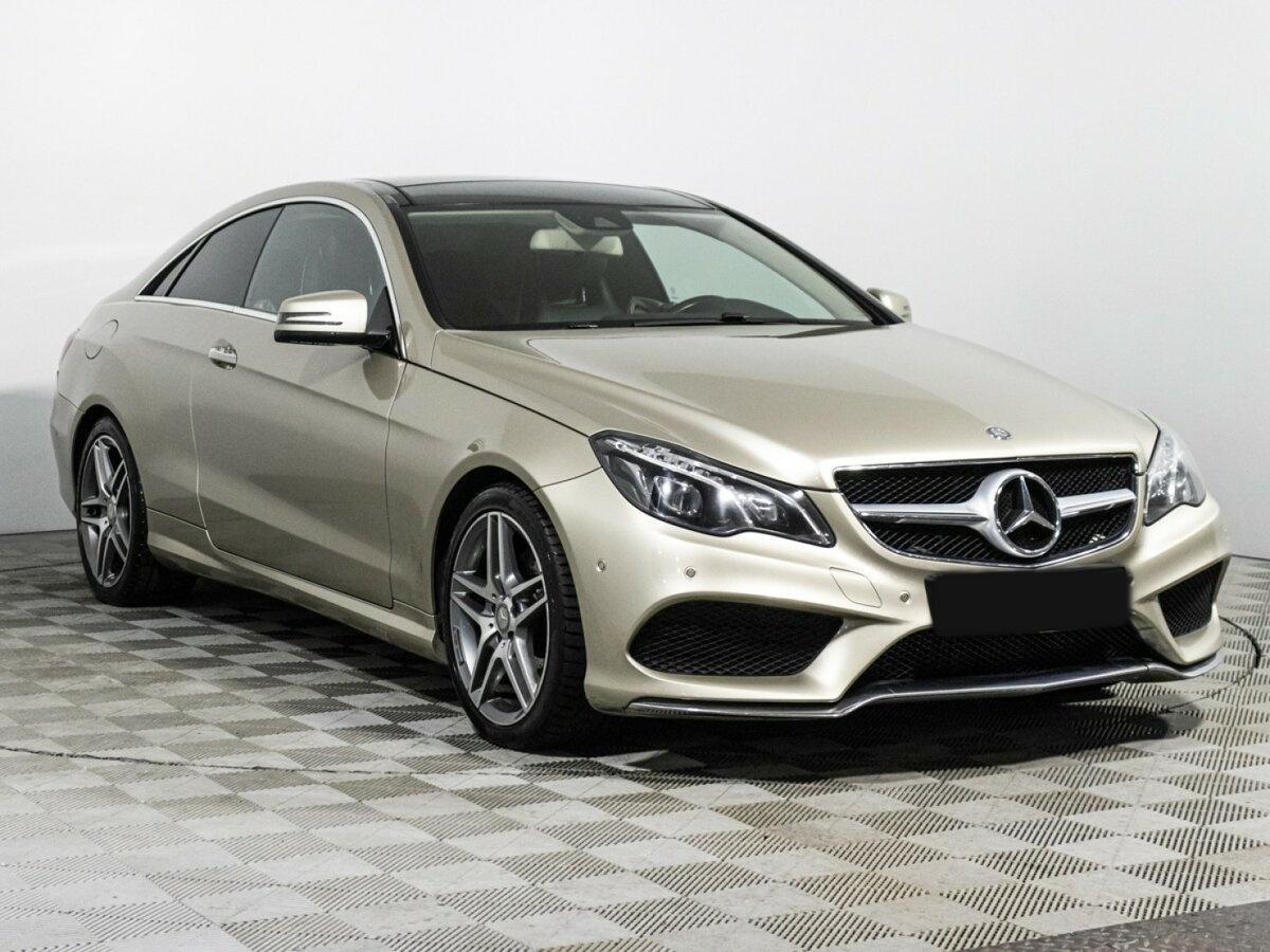 Б/У Мерседес-Бенц Е-Класс 2014 года. Фото: #2