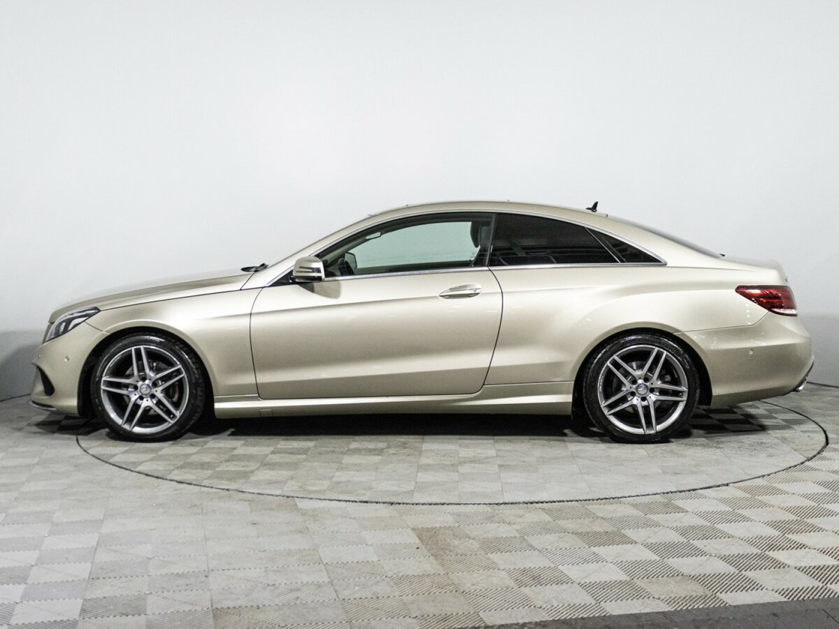 Б/У Мерседес-Бенц Е-Класс 2014 года. Фото: #7