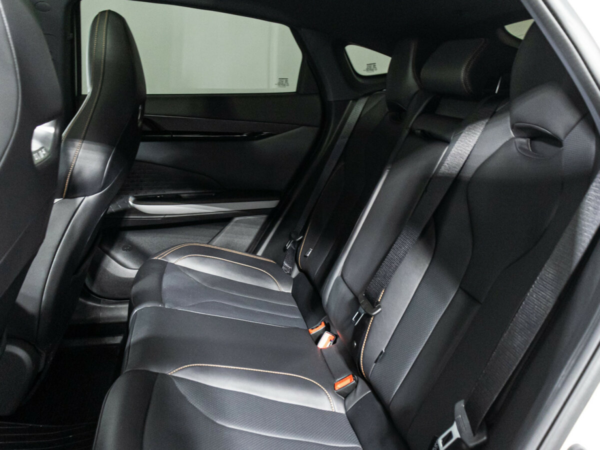 Б/У Чанган УНИ-В 2023 года. Фото: #9