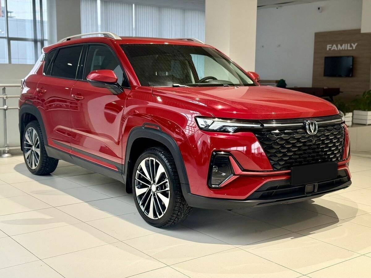 Б/У Чанган CS35 Plus 2023 года. Фото: #2