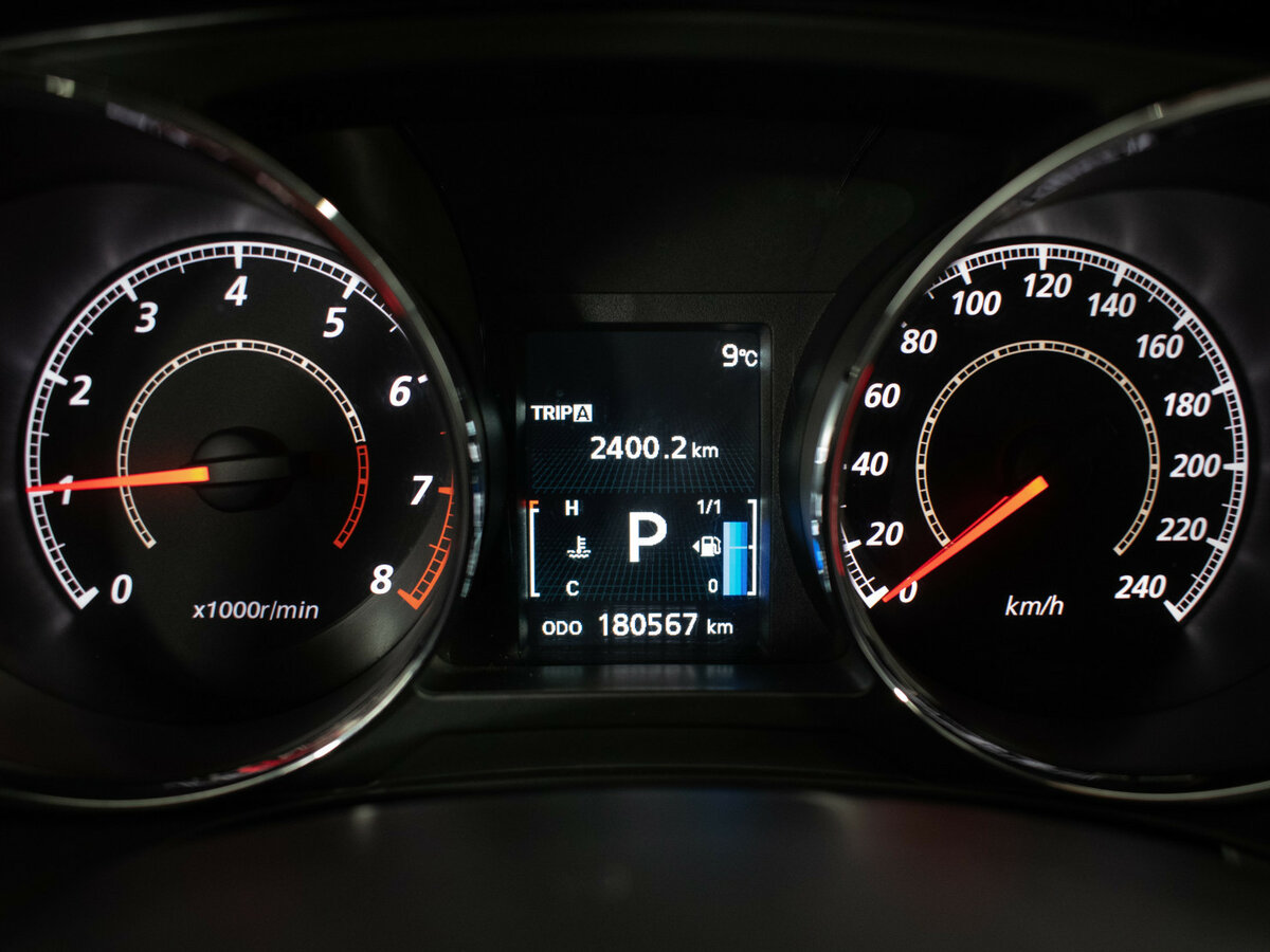 Б/У Митсубиши АС-Икс 2014 года. Фото: #11