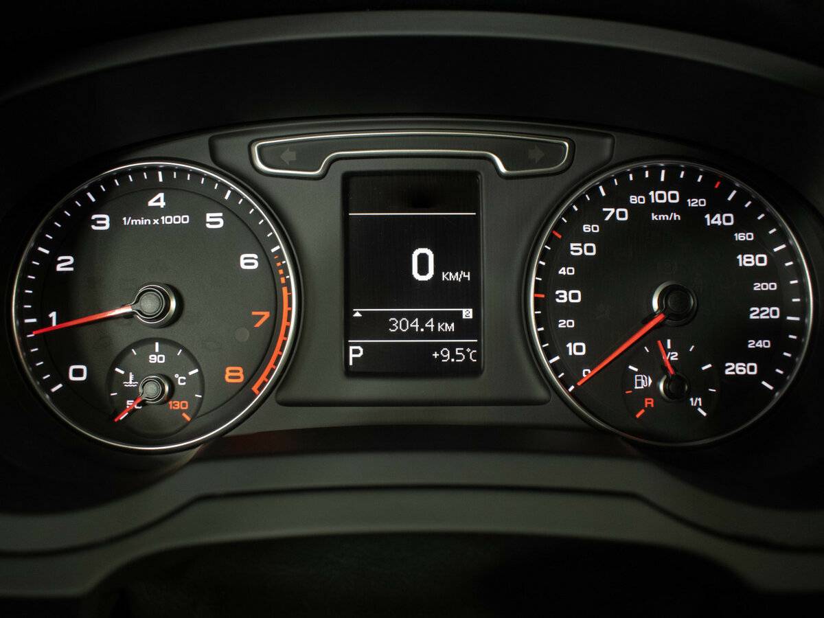 Б/У Ауди К3 2014 года. Фото: #11