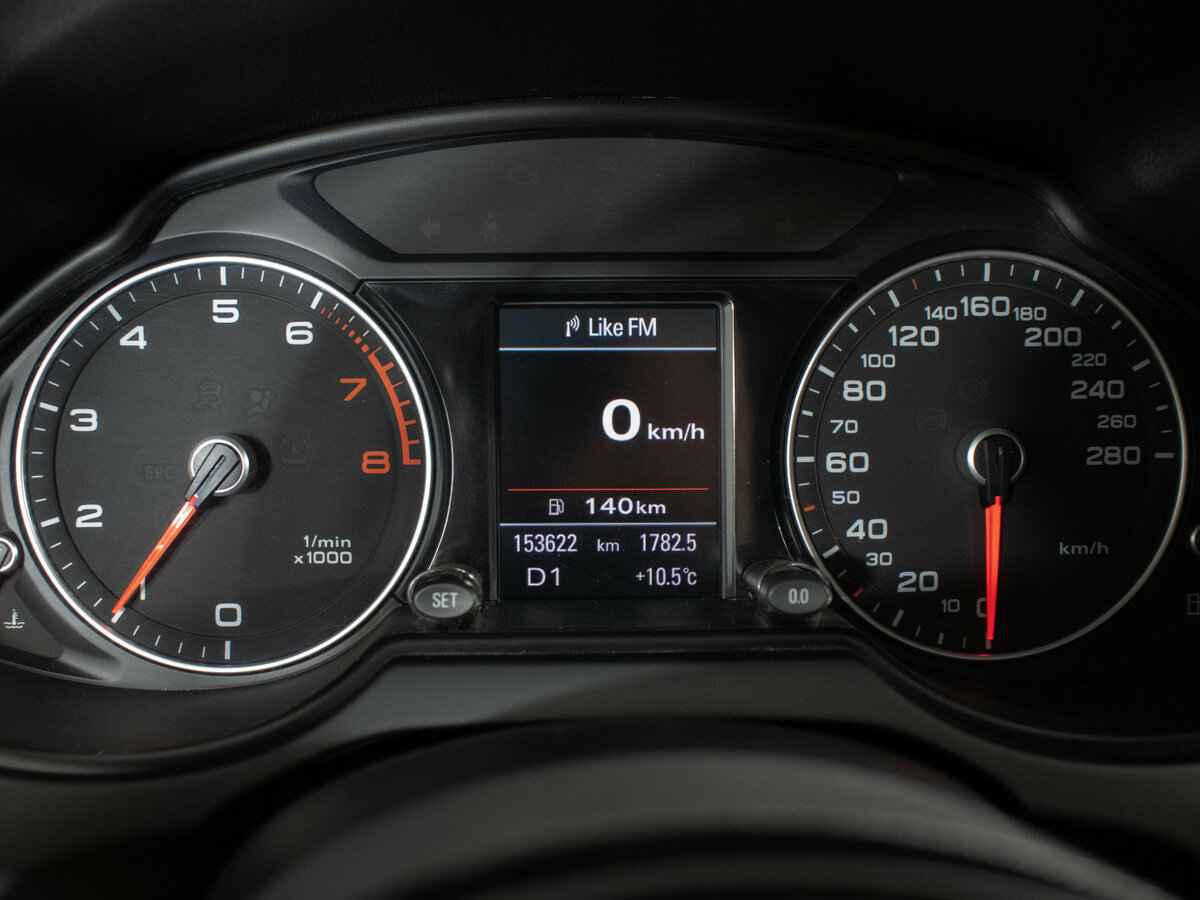 Б/У Ауди К5 2012 года. Фото: #11