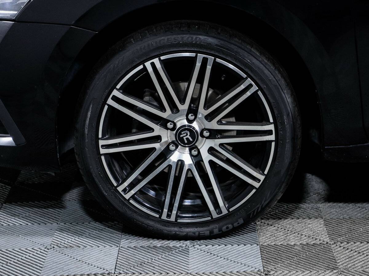 Б/У Шкода Октавия 2020 года. Фото: #11