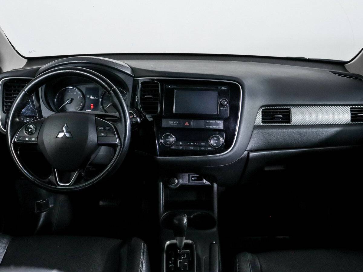 Mitsubishi Outlander 2015 года с пробегом. Фото: #11