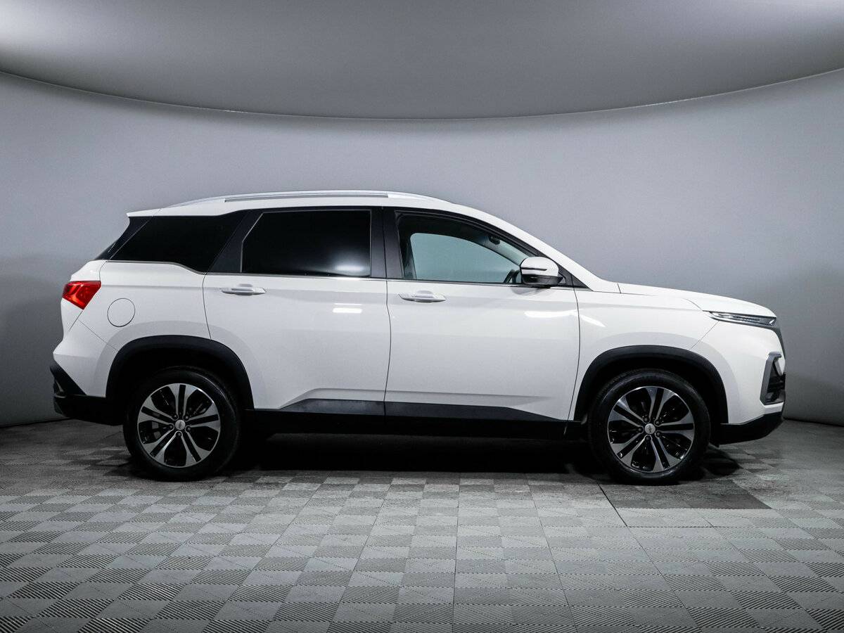 Б/У Шевроле Каптива 2022 года. Фото: #3