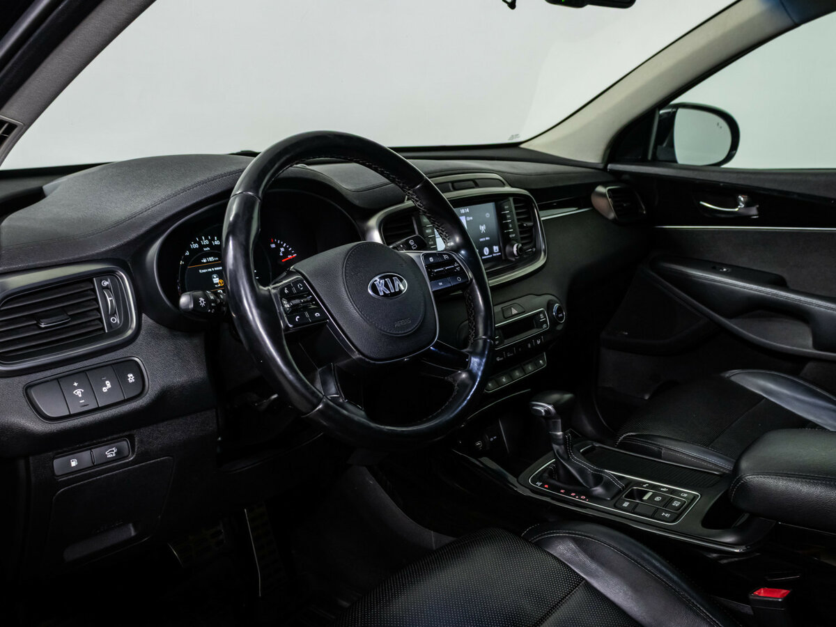 Б/У Киа Соренто 2018 года. Фото: #7