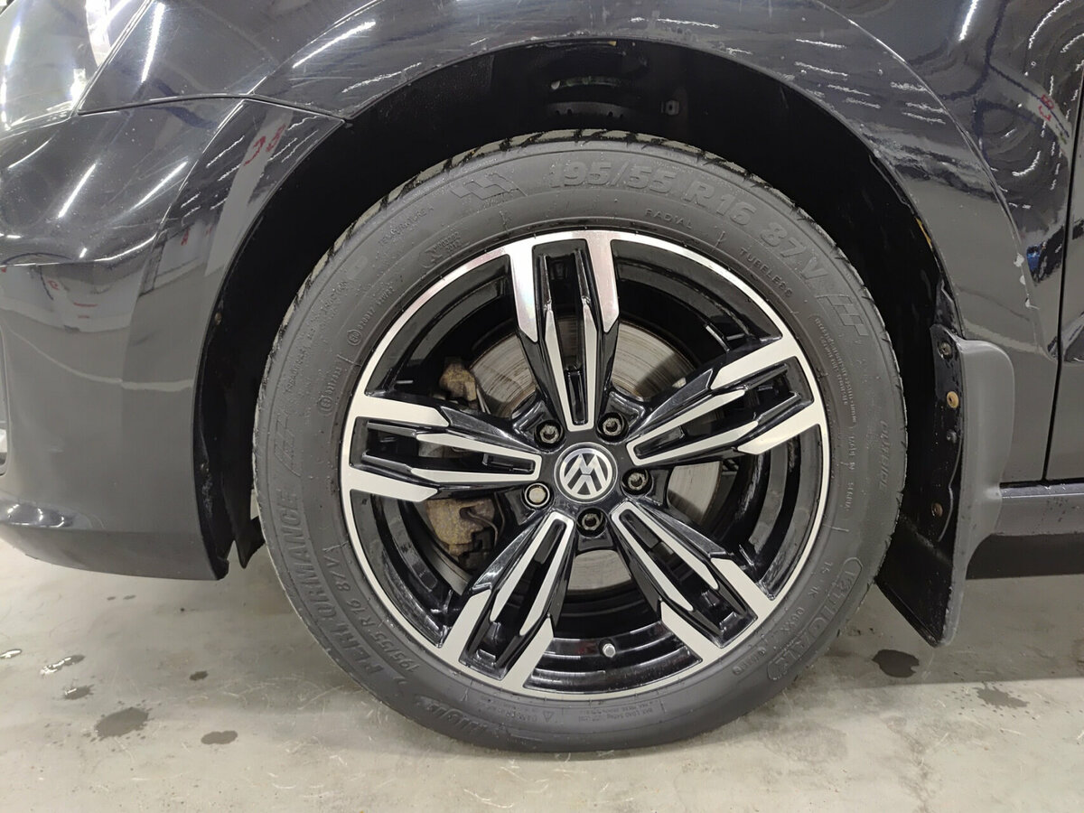 Б/У Фольксваген Поло 2016 года. Фото: #16