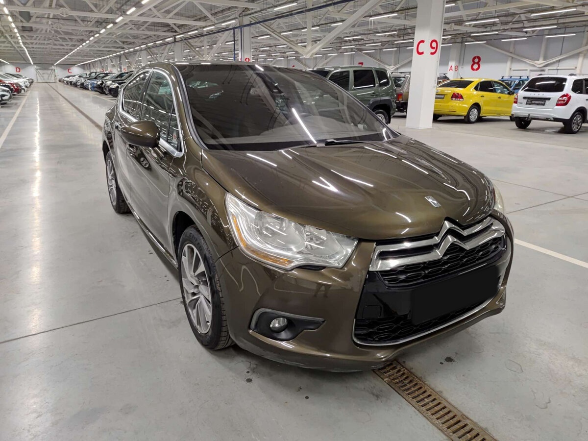 Б/У Ситроен ДС4 2012 года. Фото: #2