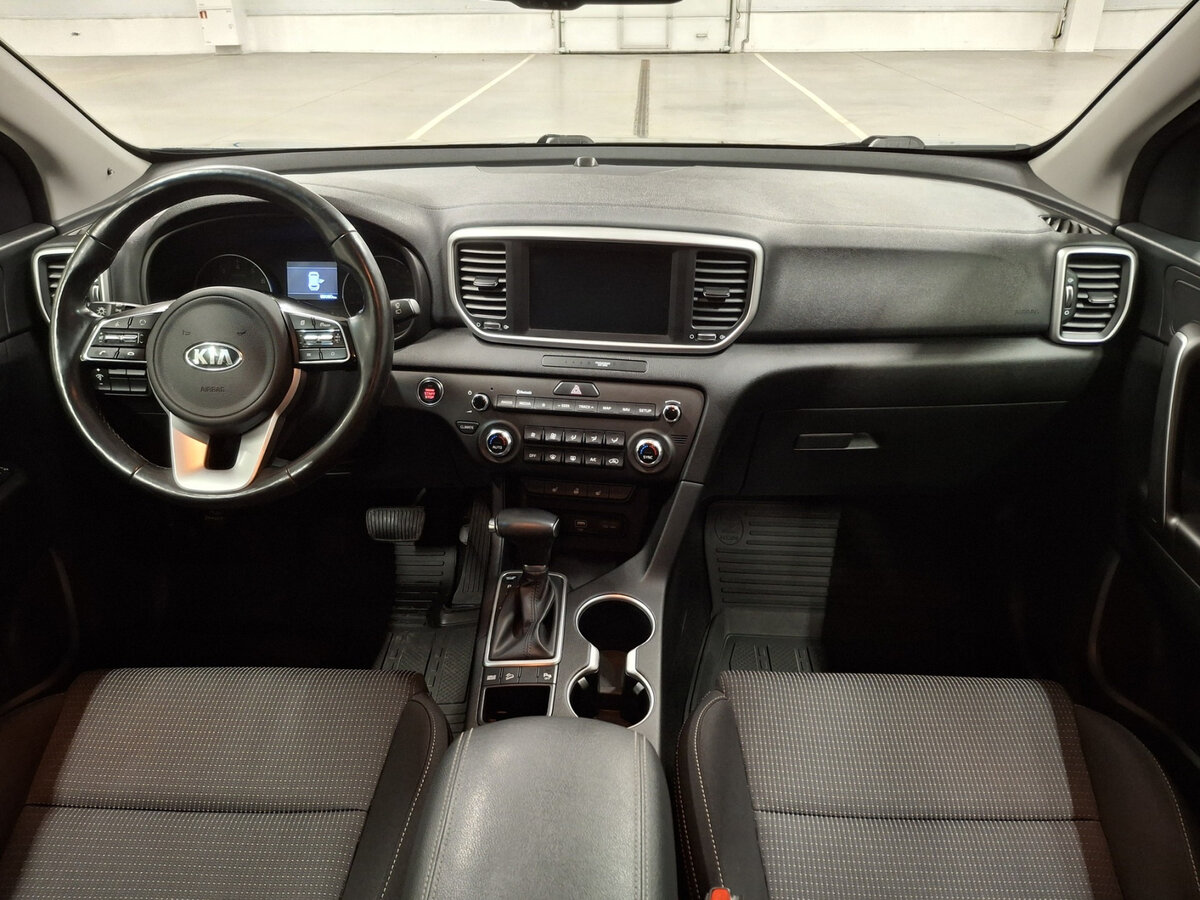 Б/У Киа Спортейдж 2020 года. Фото: #13