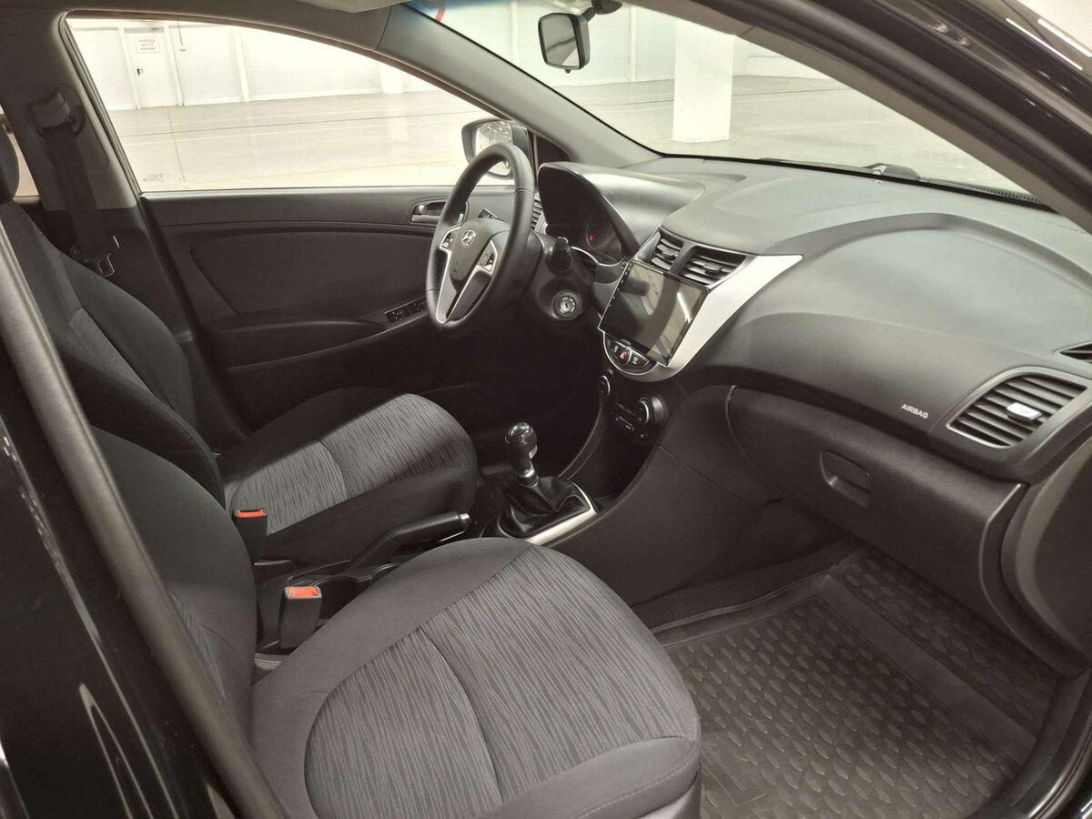 Б/У Хендай Солярис 2016 года. Фото: #10