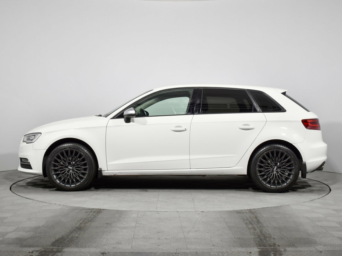 Б/У Ауди А3 2013 года. Фото: #7