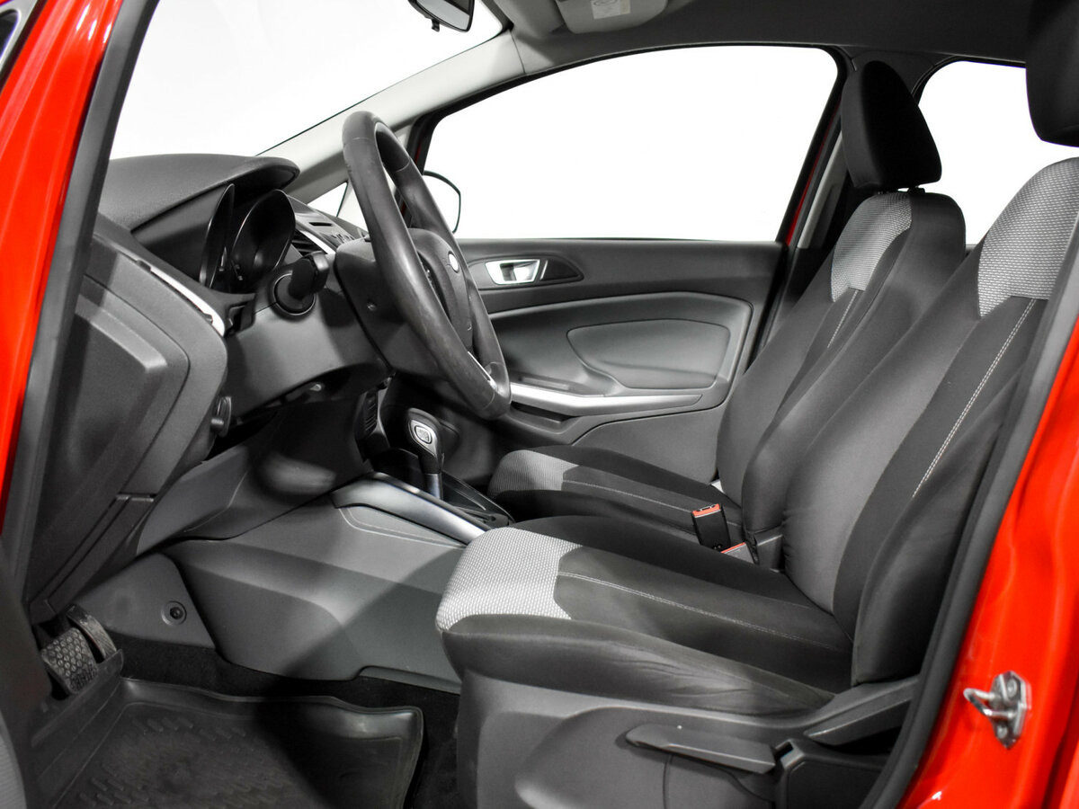 Б/У Форд ЭкоСпорт 2018 года. Фото: #9