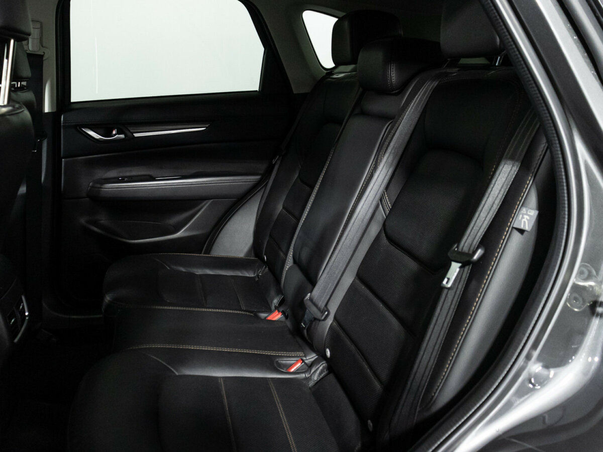 Б/У Мазда Ц-Икс-5 2017 года. Фото: #7