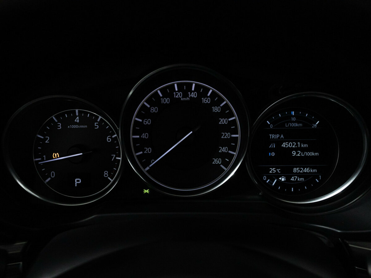 Б/У Мазда Ц-Икс-5 2017 года. Фото: #9