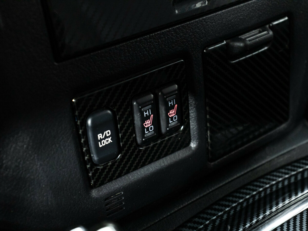 Б/У Митсубиши Паджеро 2015 года. Фото: #16