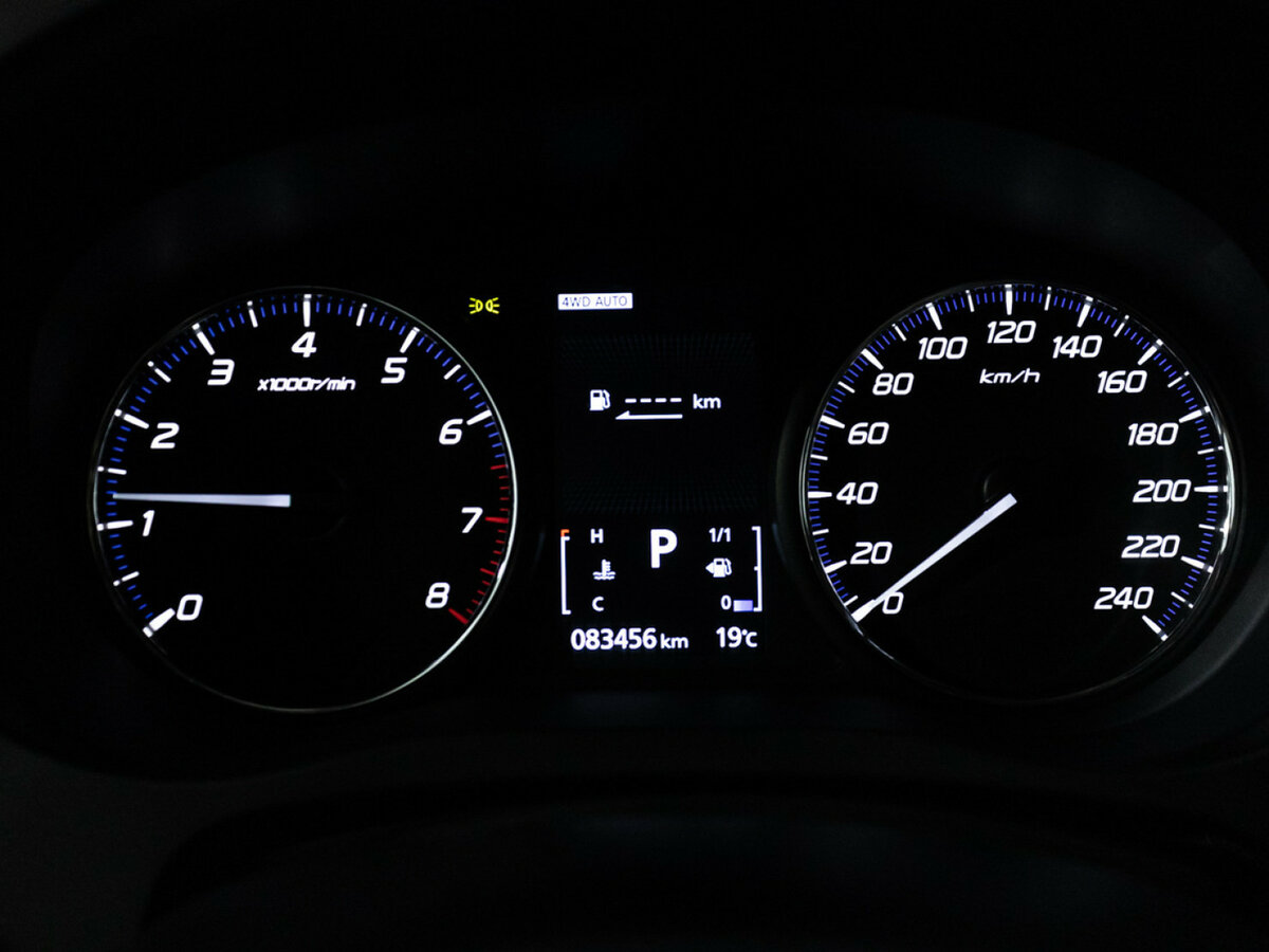 Б/У Митсубиши Оутлэндер 2020 года. Фото: #9