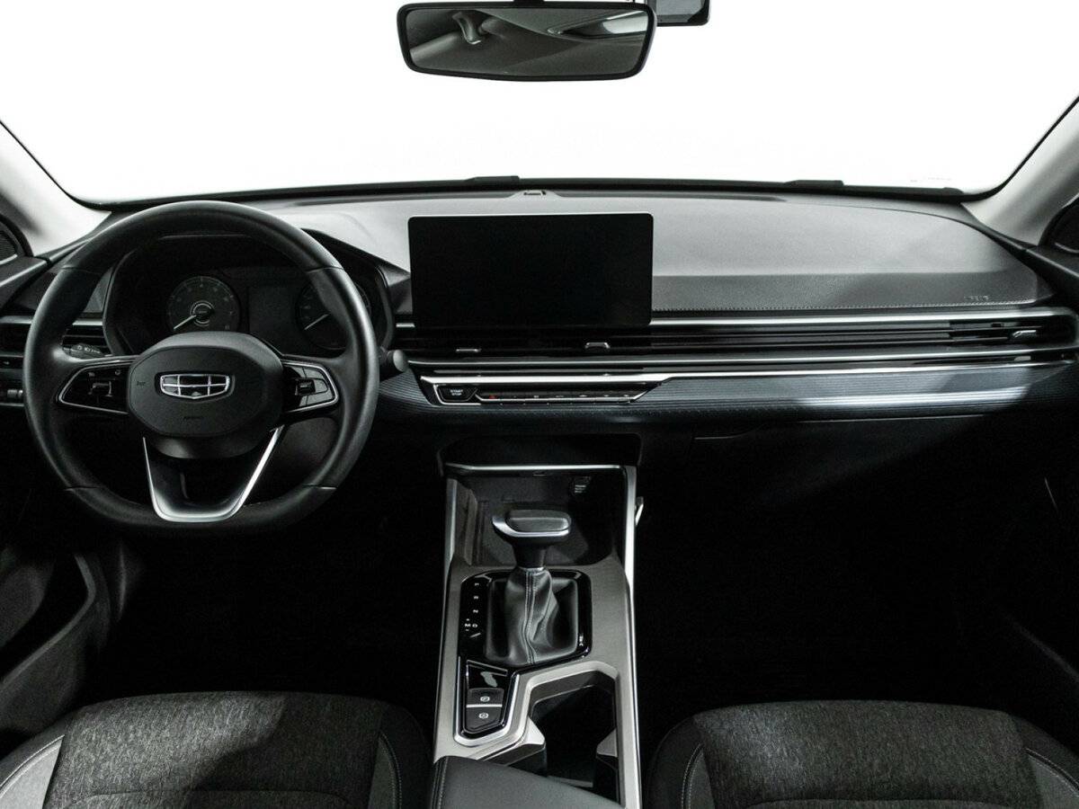 Б/У Джили Эмгранд 2023 года. Фото: #12