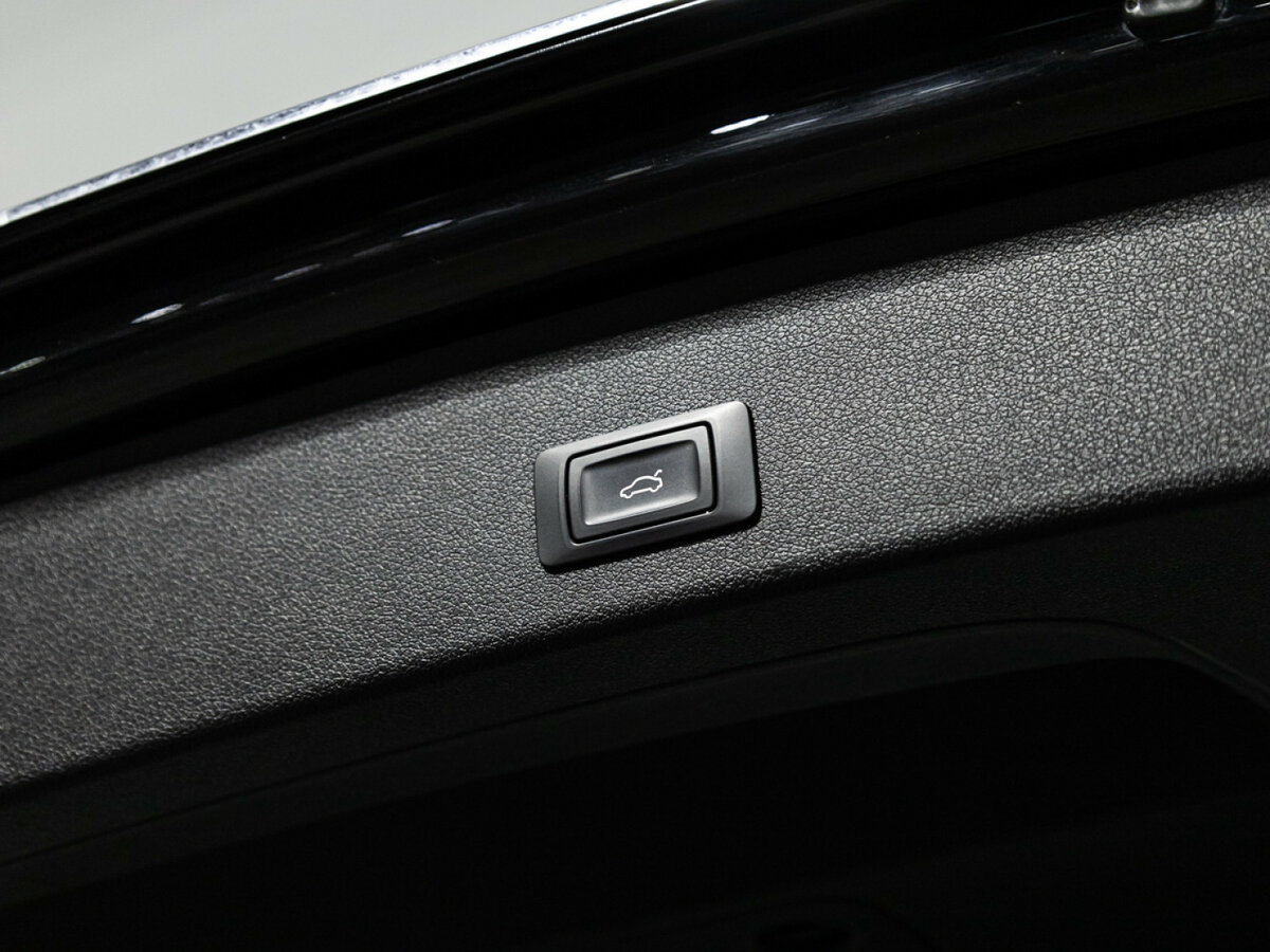 Б/У Ауди К5 2015 года. Фото: #14