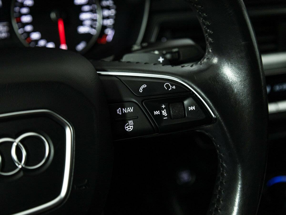 Б/У Ауди А4 2018 года. Фото: #16