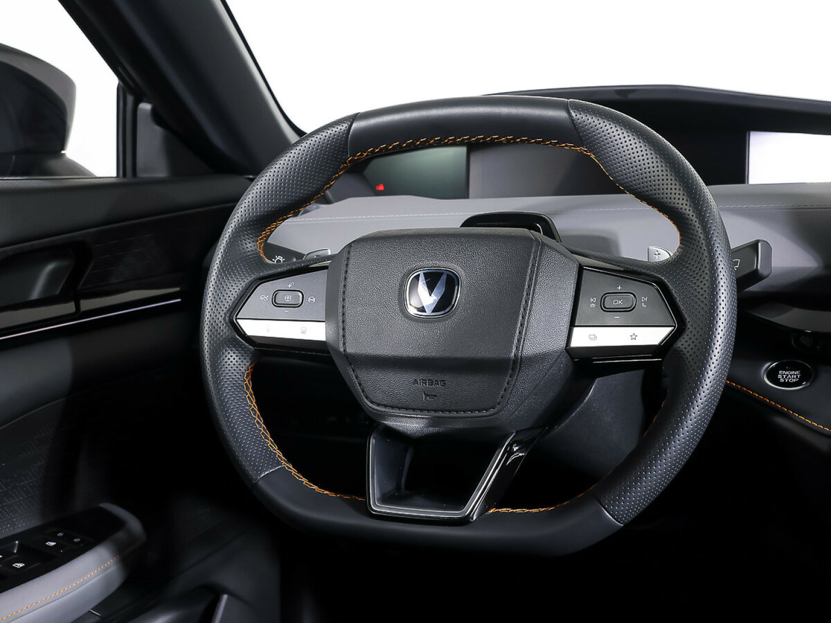 Б/У Чанган УНИ-В 2023 года. Фото: #15