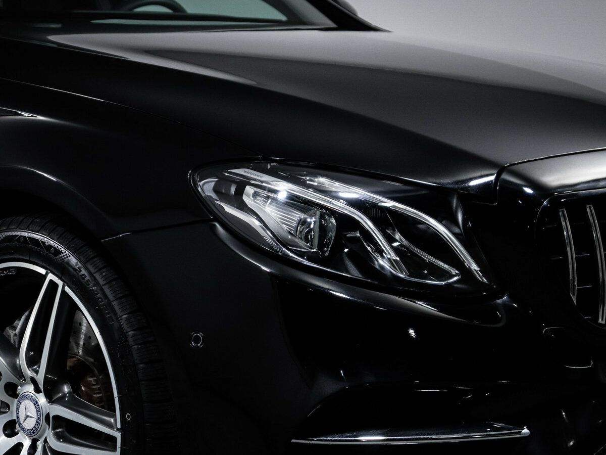 Б/У Мерседес-Бенц Е-Класс 2017 года. Фото: #15