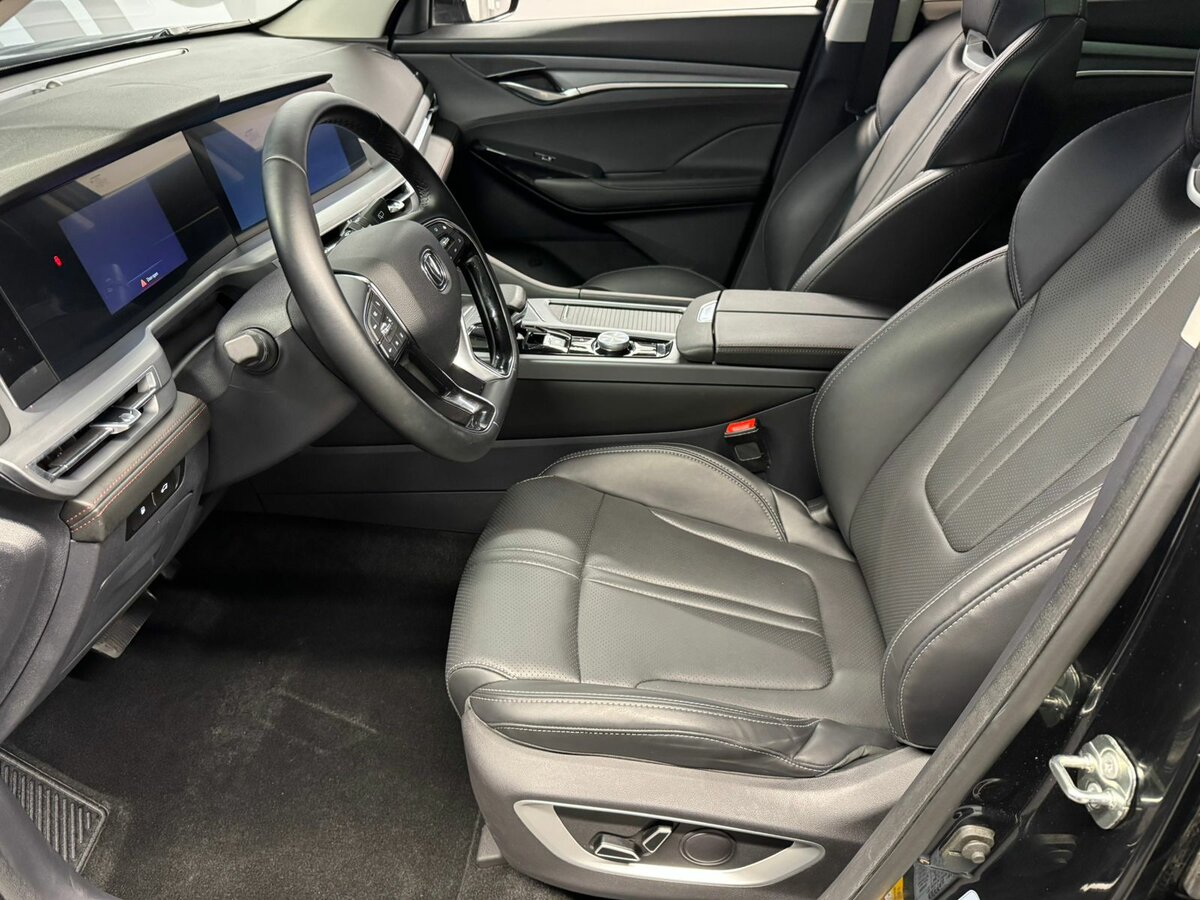 Б/У Чанган CS75 Plus 2023 года. Фото: #6