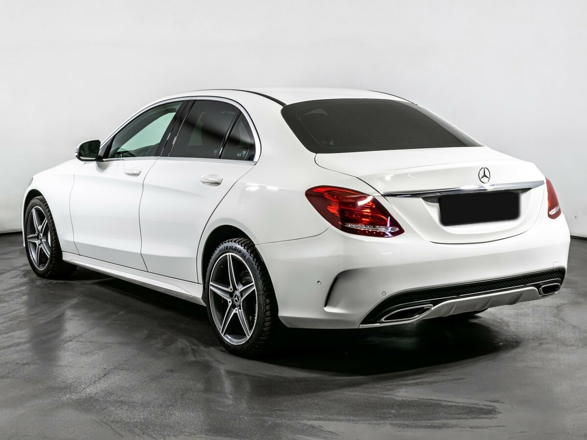 Б/У Мерседес-Бенц Ц-Класс 2017 года. Фото: #6