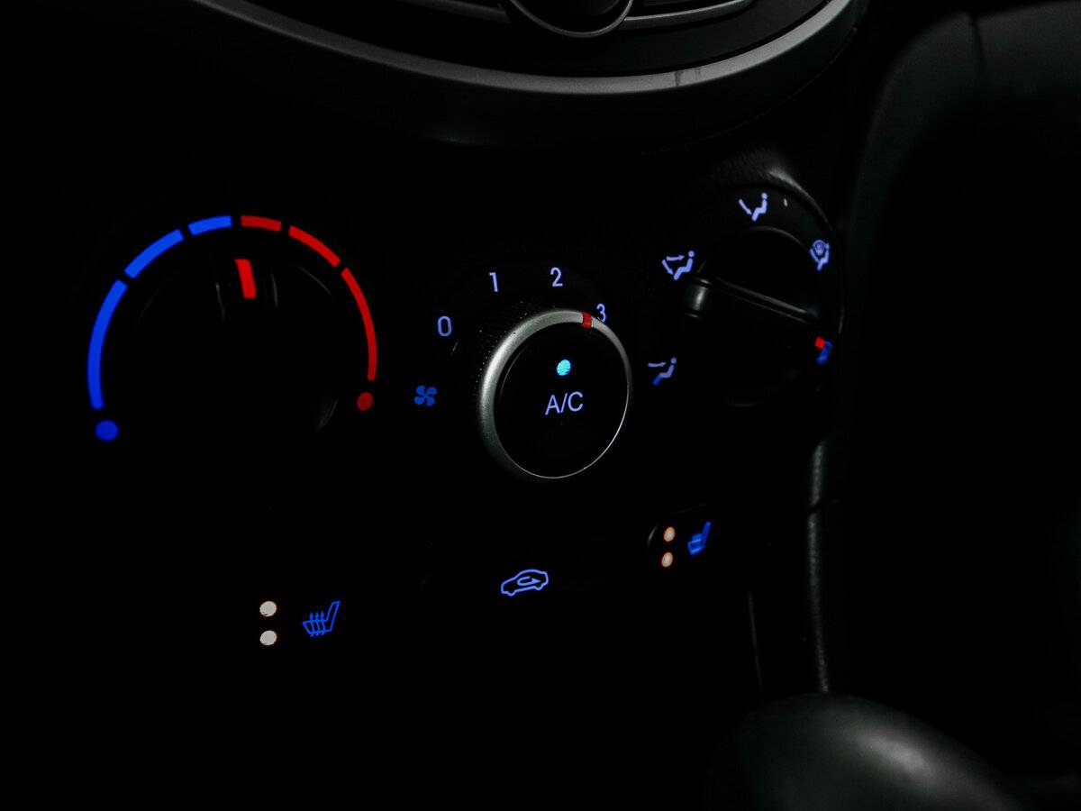 Б/У Хендай Солярис 2013 года. Фото: #13