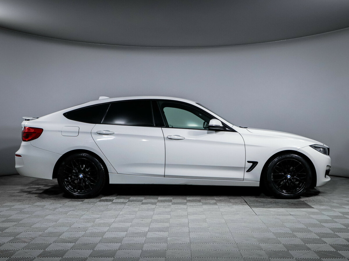 Б/У БМВ 3 серии 2018 года. Фото: #3