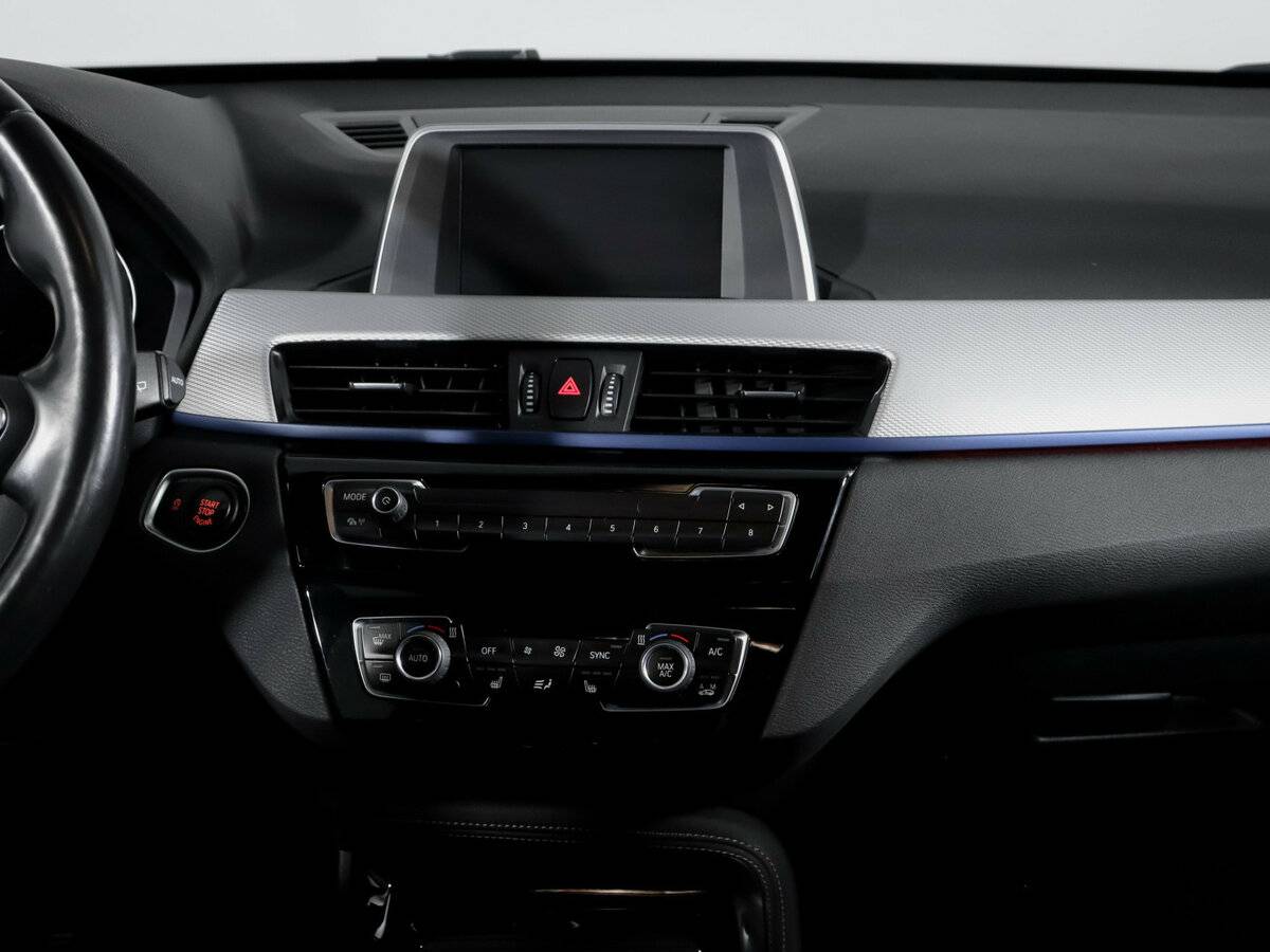 Б/У БМВ Икс1 2018 года. Фото: #12