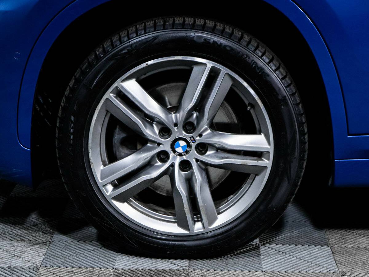 Б/У БМВ Икс1 2018 года. Фото: #14