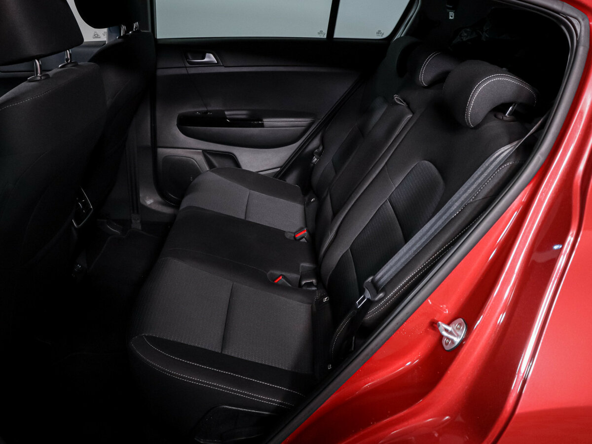 Б/У Киа Спортейдж 2019 года. Фото: #9