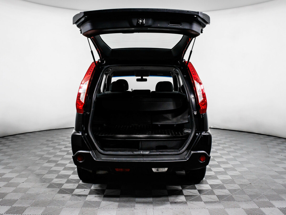 Б/У Ниссан Икс-Трейл 2013 года. Фото: #11