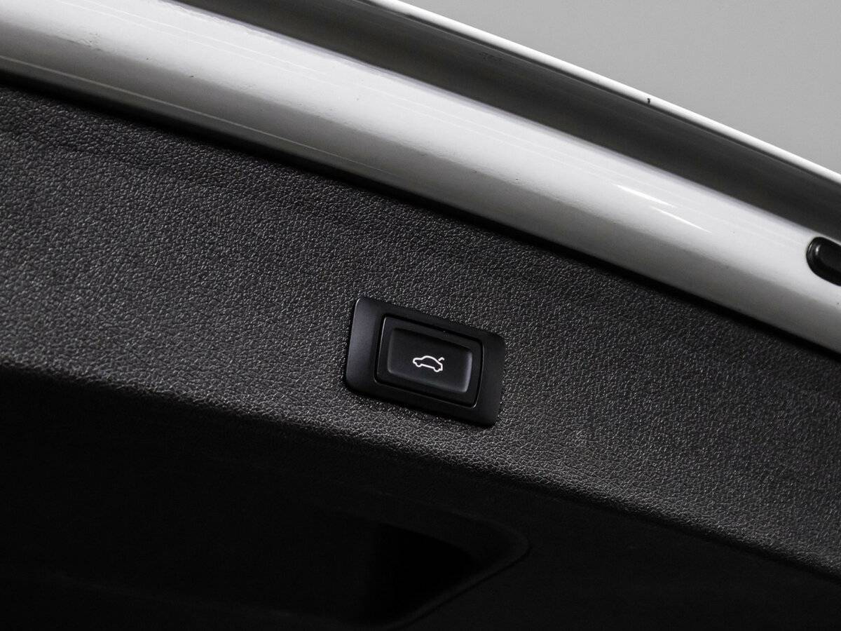 Б/У Ауди К5 2013 года. Фото: #11