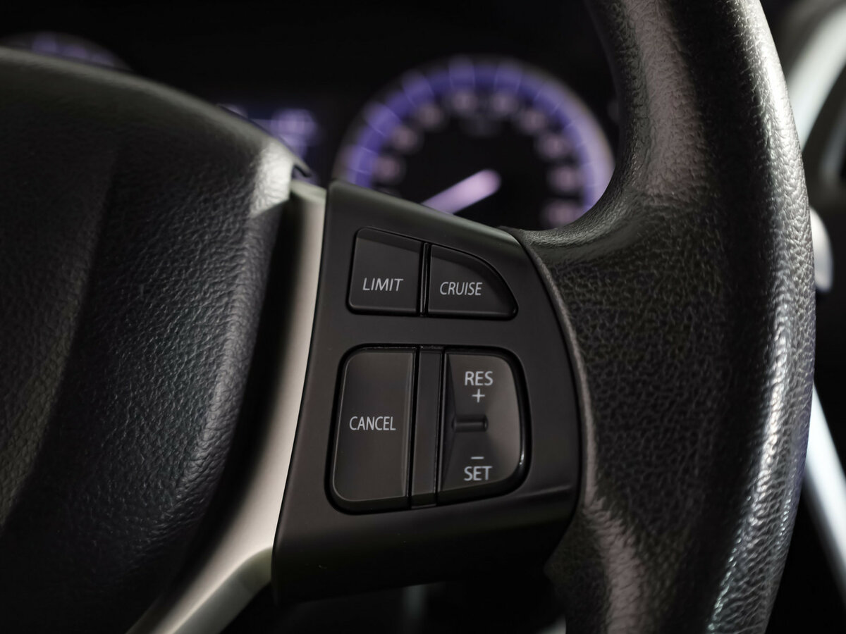 Б/У Сузуки С-Икс4 2017 года. Фото: #9