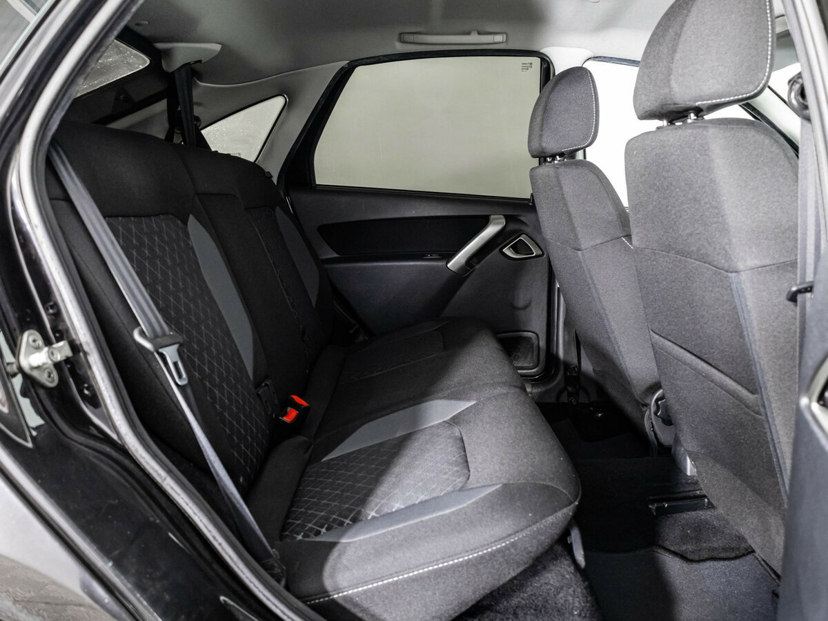 Б/У Лада (ВАЗ) Гранта 2019 года. Фото: #13