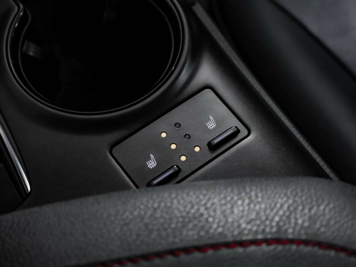 Б/У Тойота Камри 2021 года. Фото: #17