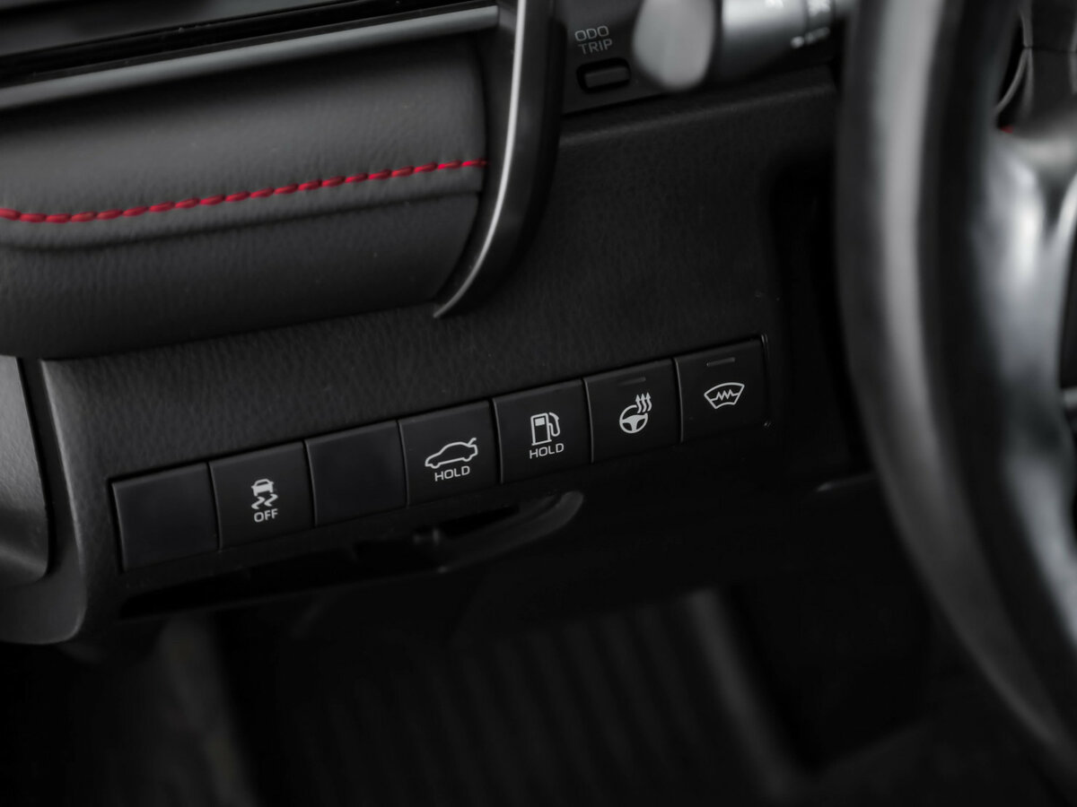 Б/У Тойота Камри 2021 года. Фото: #18