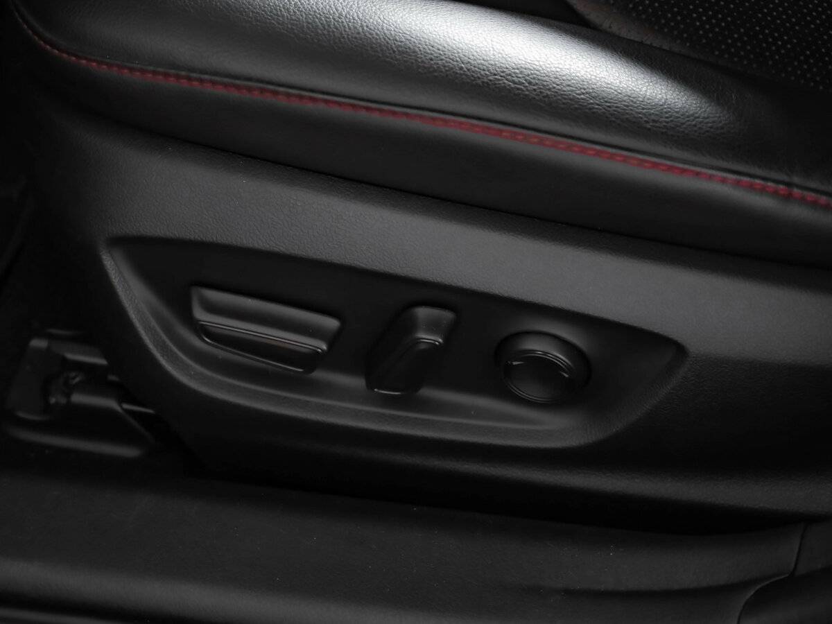 Б/У Тойота Камри 2021 года. Фото: #20