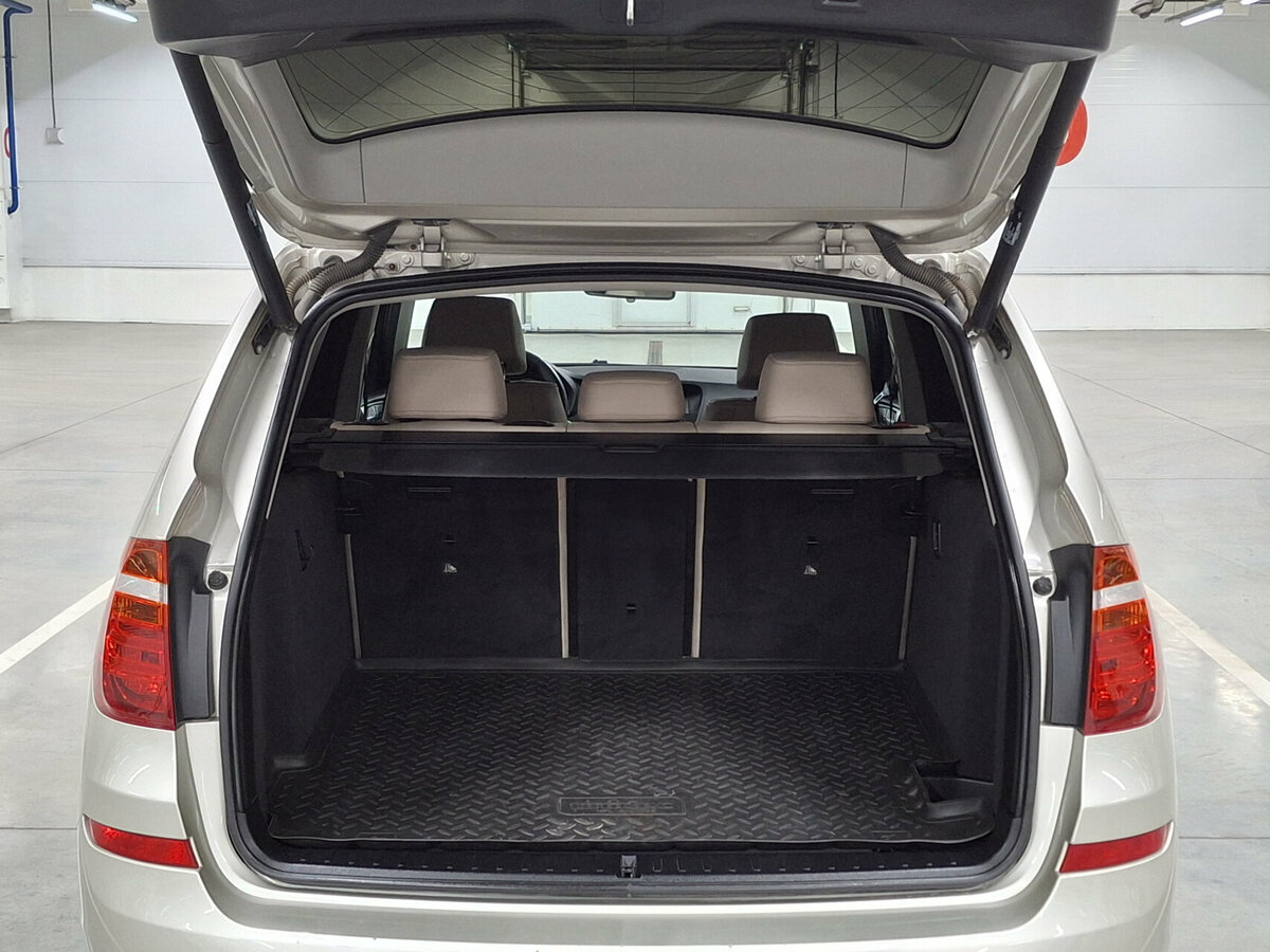 Б/У БМВ Икс3 2015 года. Фото: #9