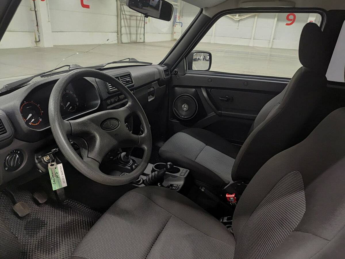 Б/У Лада (ВАЗ) Нива Лэдженд 2023 года. Фото: #15