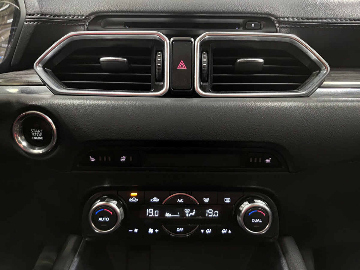 Б/У Мазда Ц-Икс-5 2018 года. Фото: #14