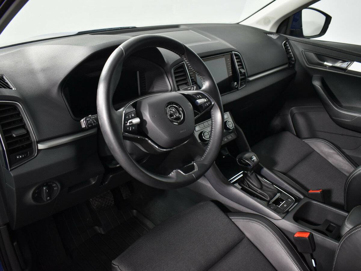 Б/У Шкода Карок 2021 года. Фото: #8