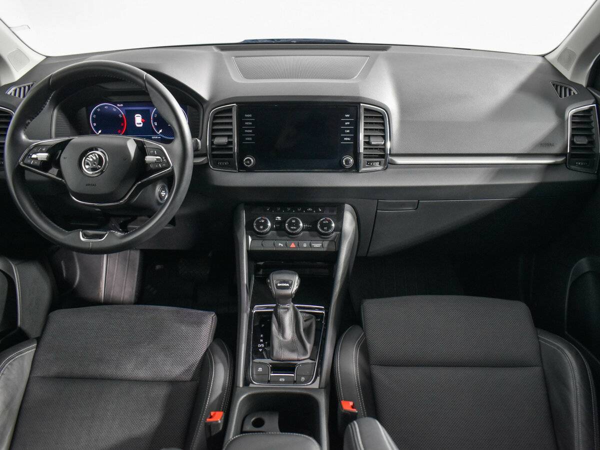 Б/У Шкода Карок 2021 года. Фото: #13