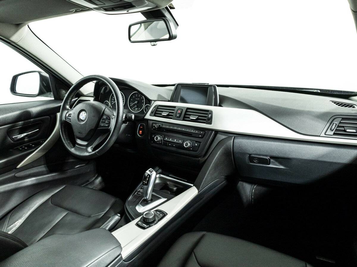 Б/У БМВ 3 серии 2015 года. Фото: #8