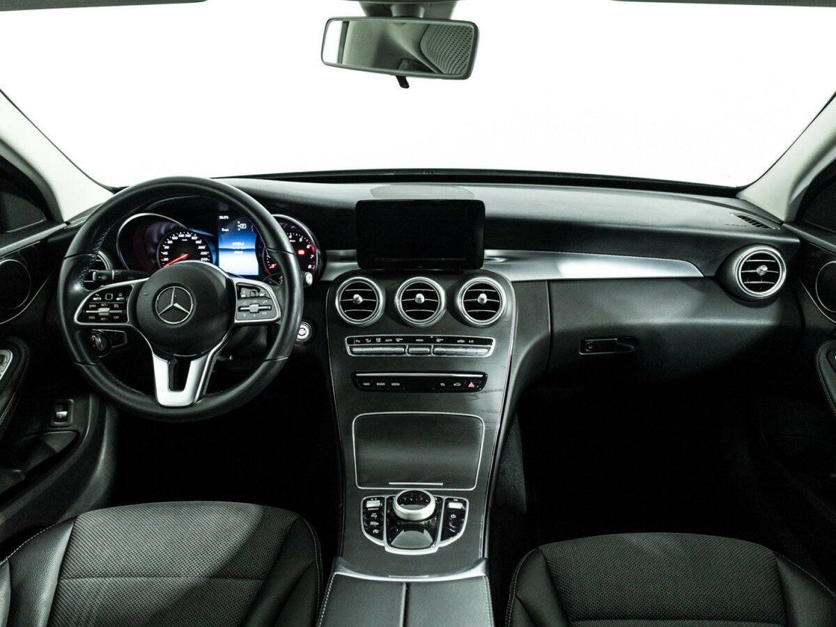 Б/У Мерседес-Бенц Ц-Класс 2019 года. Фото: #12