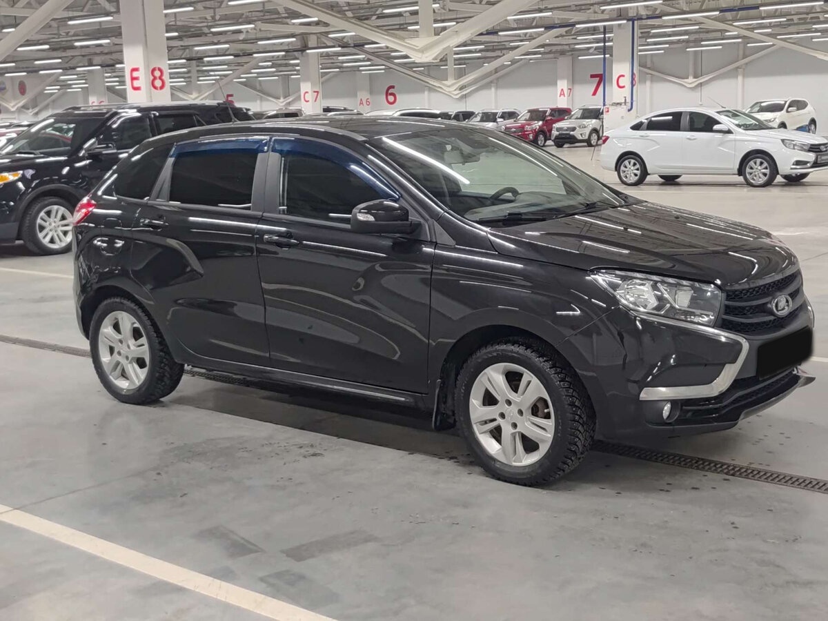 Б/У Лада (ВАЗ) ИКСРЭЙ 2018 года. Фото: #2