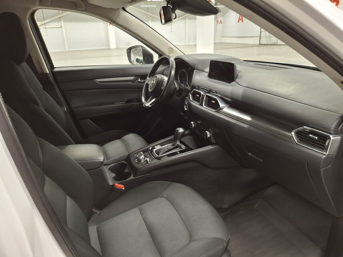 Б/У Мазда Ц-Икс-5 2017 года. Фото: #10